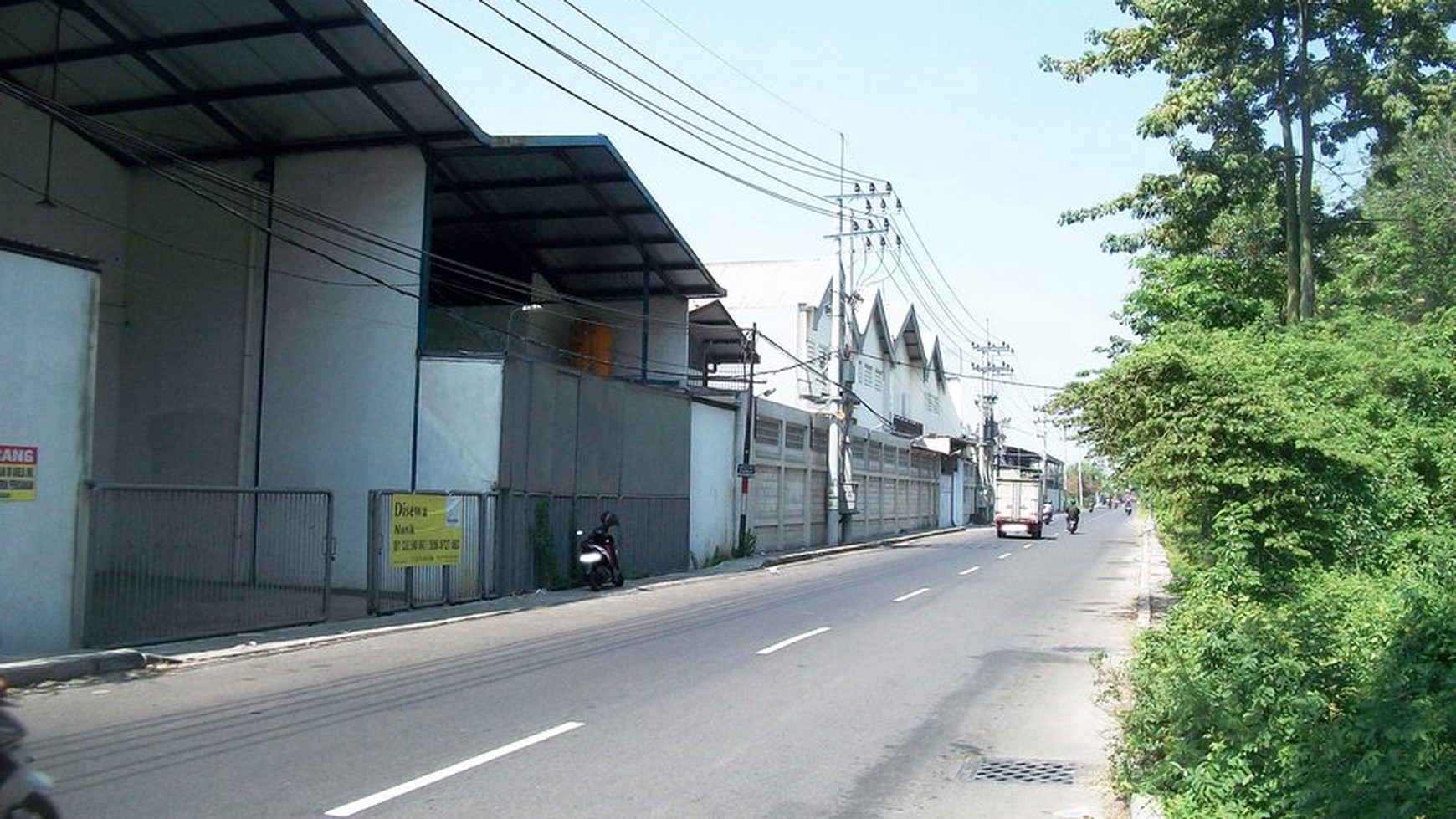 Gudang di Jl. Industri Sruni Gedangan Sidoarjo, Nol Jalan Raya Frontage Sidoarjo, SIAP PAKAI !!! (min sewa 2 tahun)