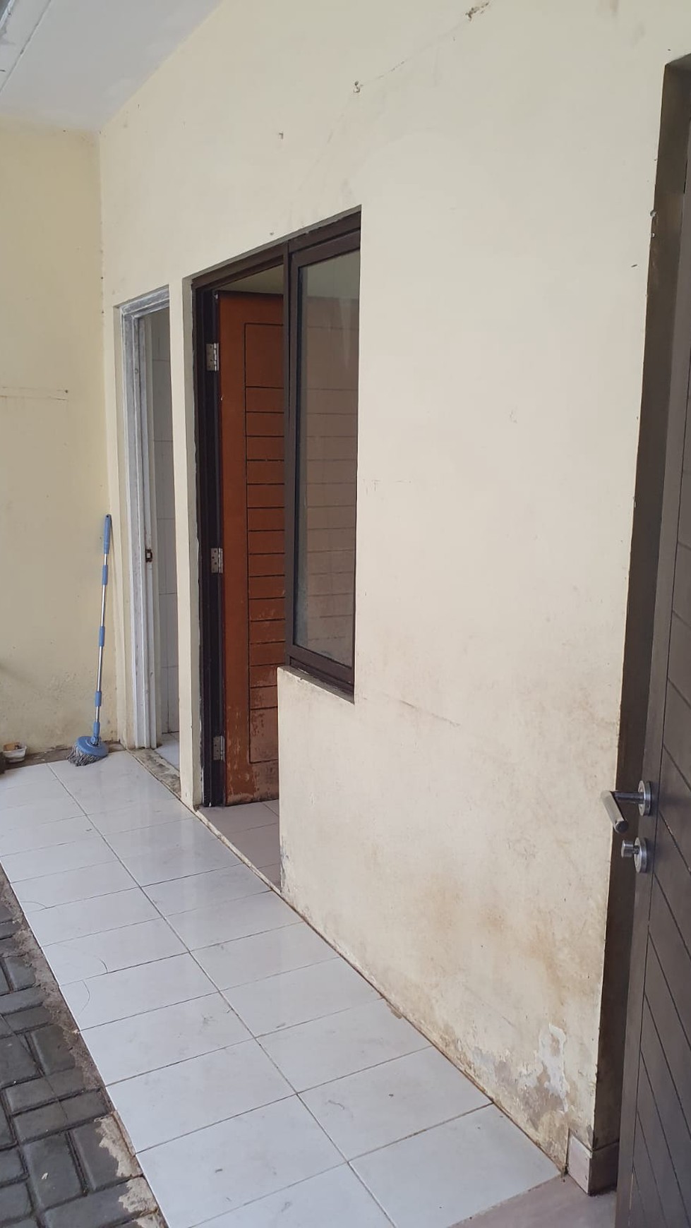 Rumah 2 Lantai di Harapan Indah Bekasi Cluster Arana