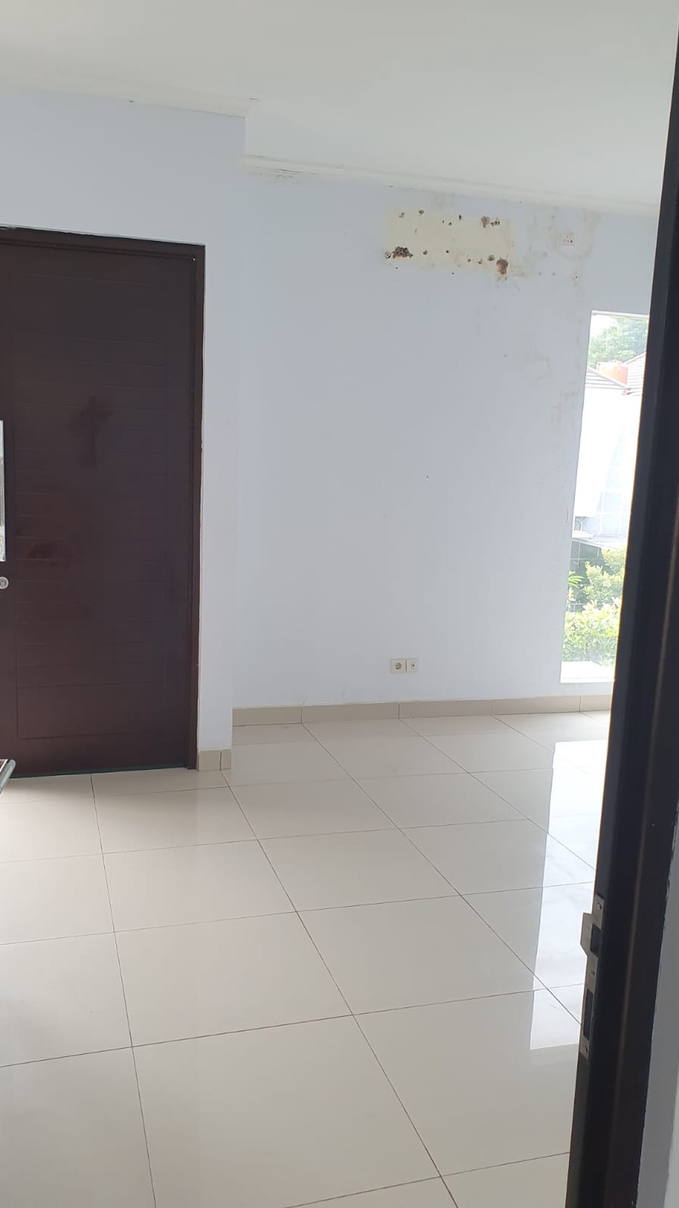 Rumah 2 Lantai di Harapan Indah Bekasi Cluster Arana