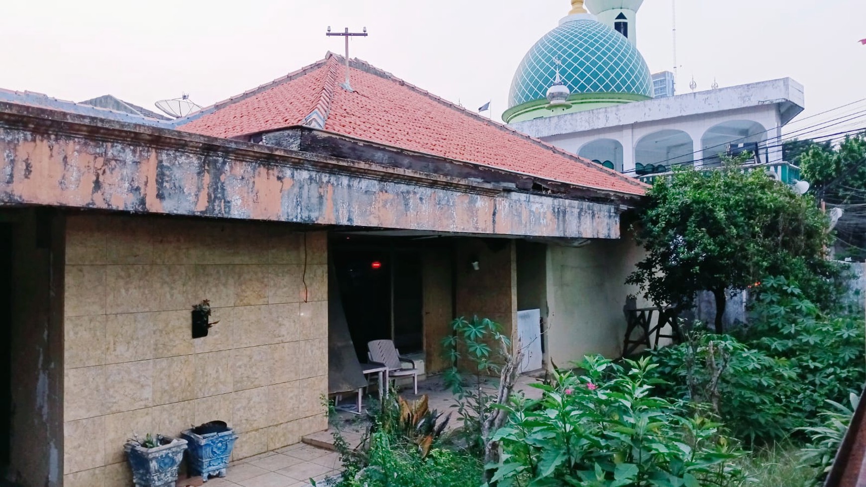 Rumah Hitung Tanah Area Cipete