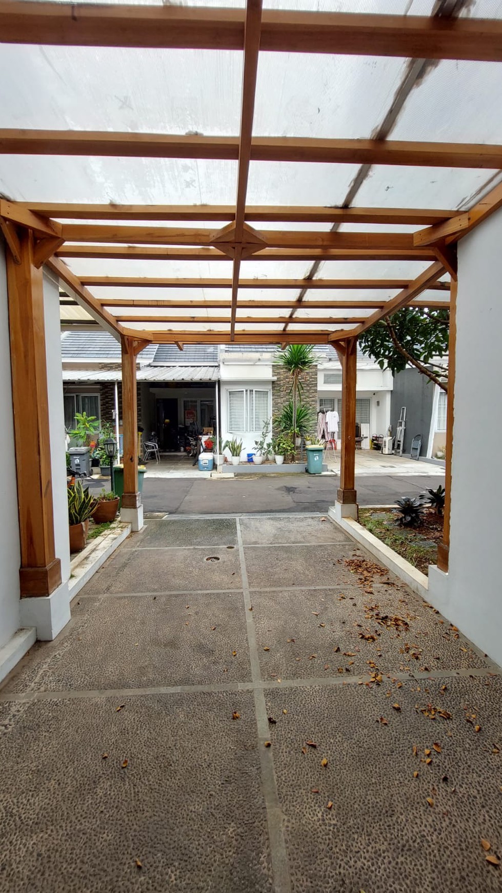 Rumah Hitung Tanah Area Cipete