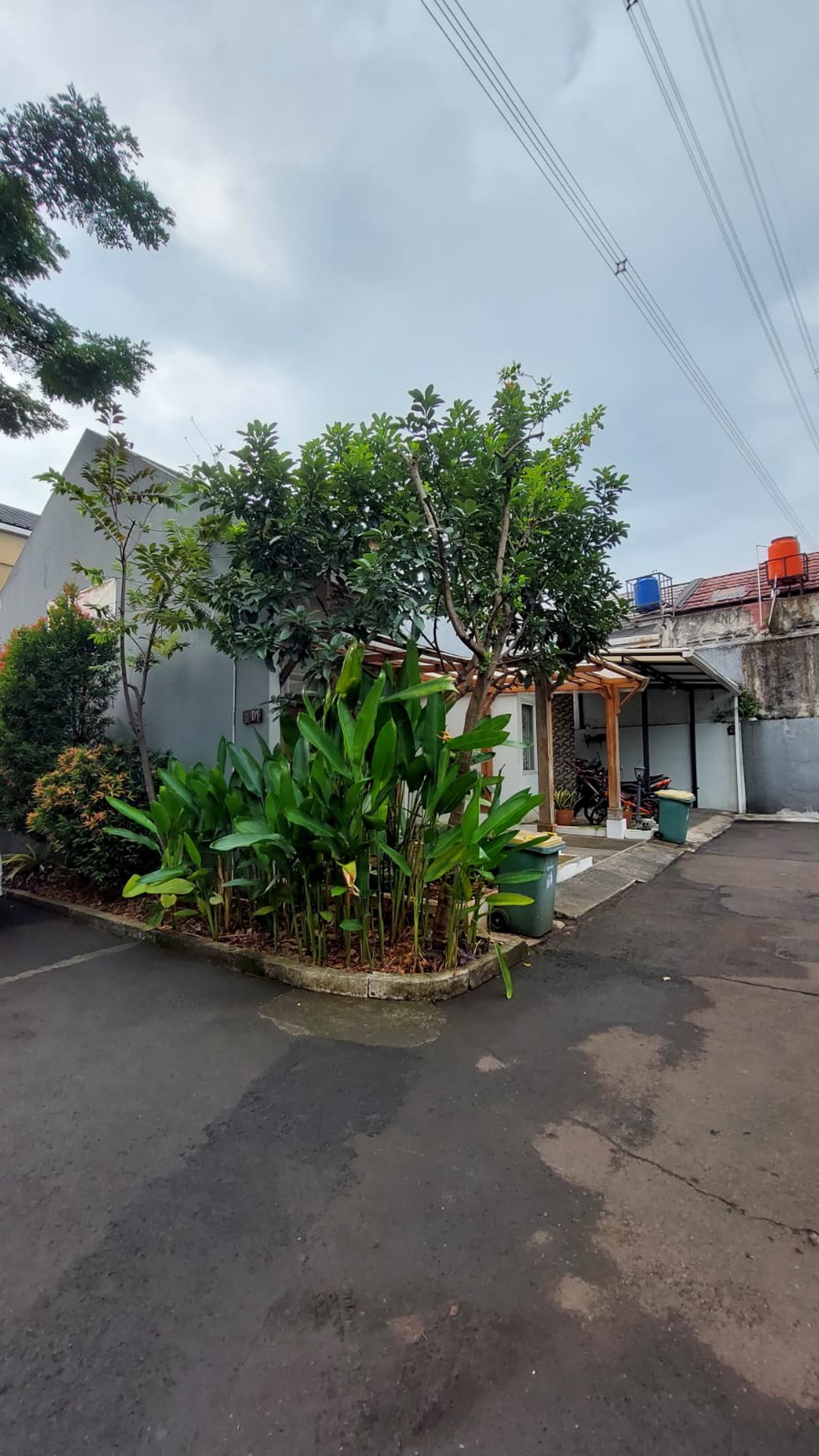 Rumah Hitung Tanah Area Cipete