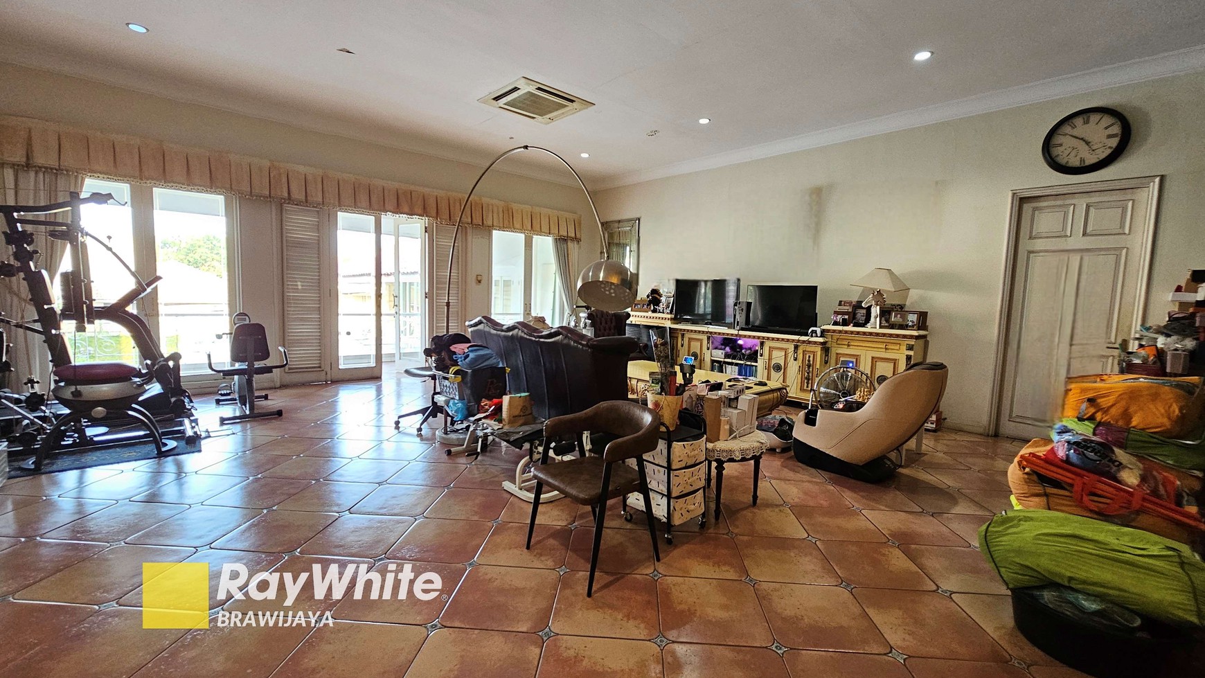 Rumah Hitung Tanah Area Cipete