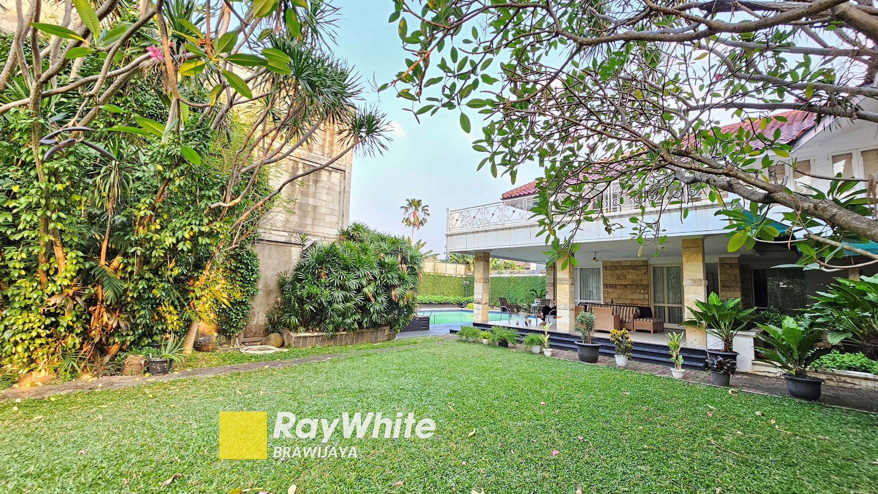 Rumah Hitung Tanah Area Cipete