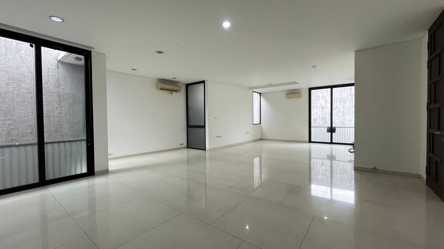  A Big House at Menteng, suitable for embassy Residential or Office