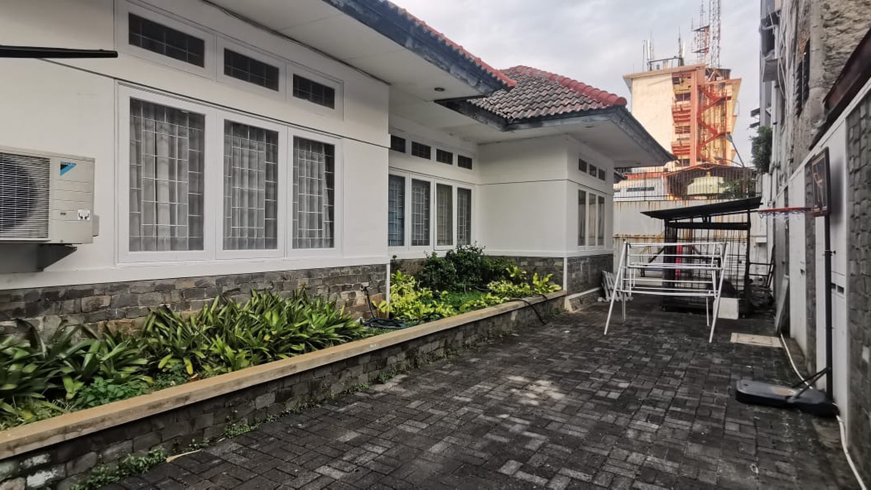 Dijual rumah di mangga besar