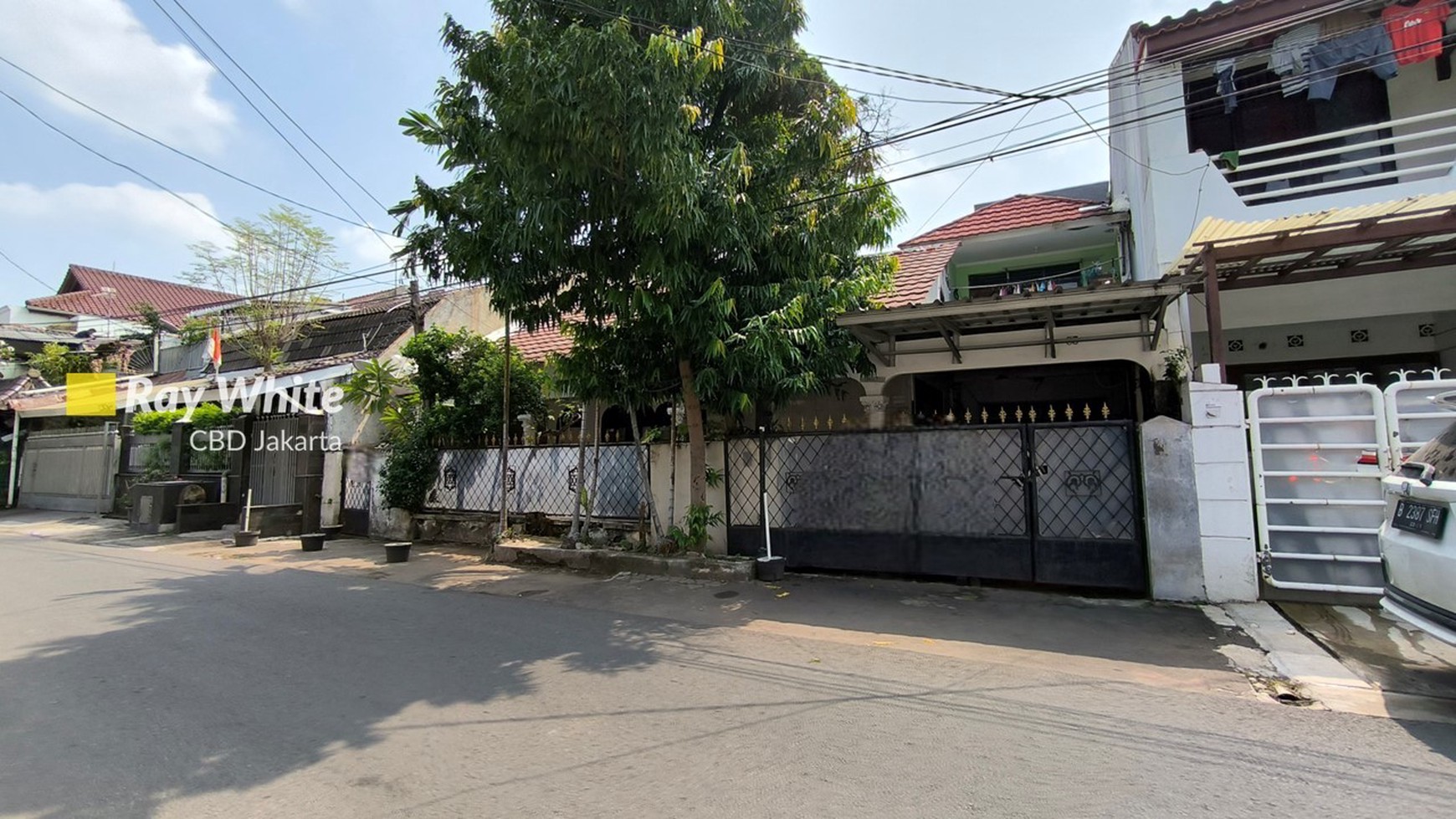 Rumah Lama Butuh Renovasi Lokasi Strategis di TEBET - DIJUAL CEPAT