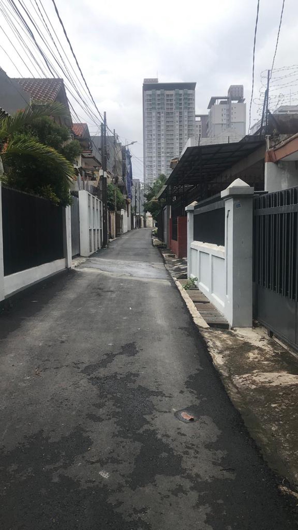 Dijual rumah di Tebet - Jakarta Selatan