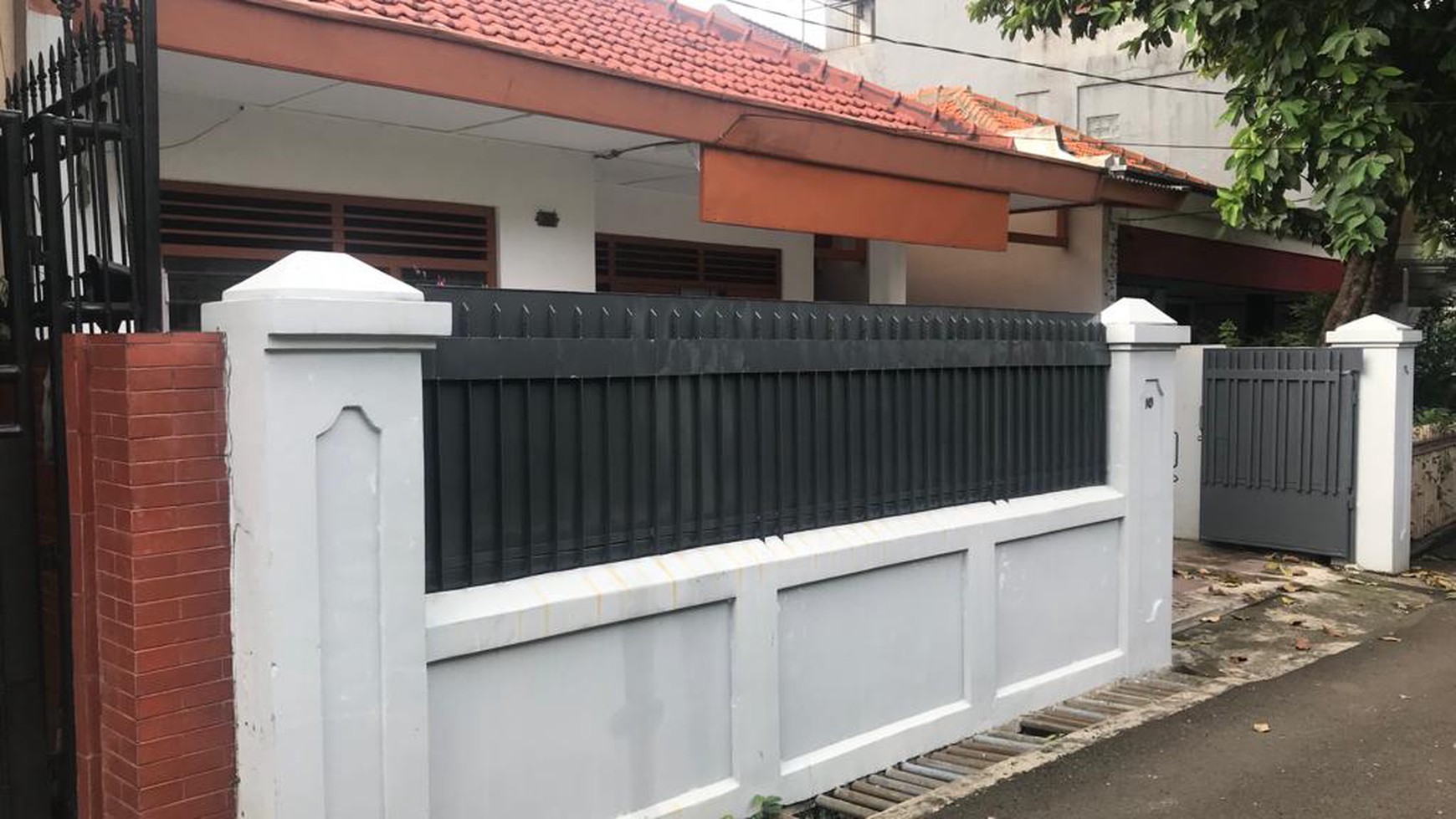 Dijual rumah di Tebet - Jakarta Selatan