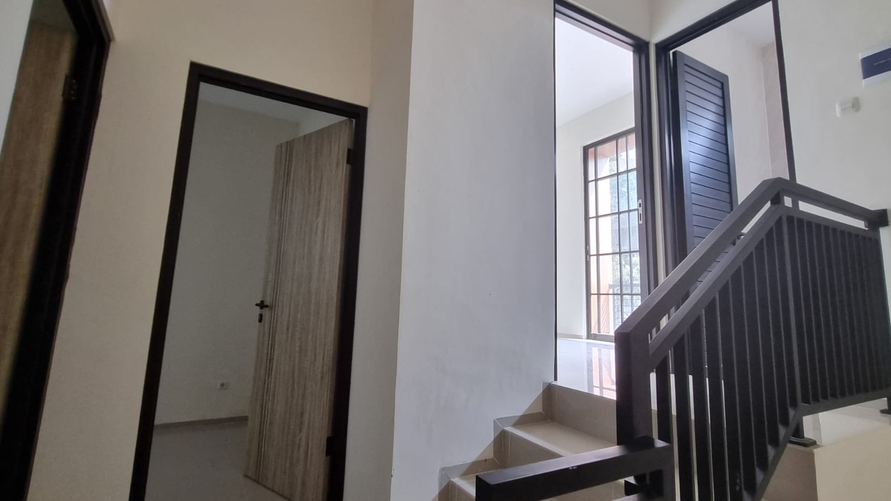 Dijual rumah baru gress 2 lantai murah ready stock