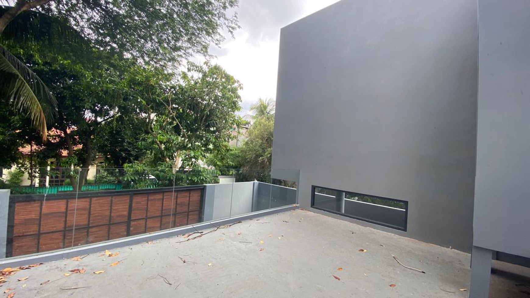 Rumah Baru Dijual di Cilandak, Taman Wijayakusuma I - Luas Tanah 293m&#xb2;, Bangunan 370m&#xb2;