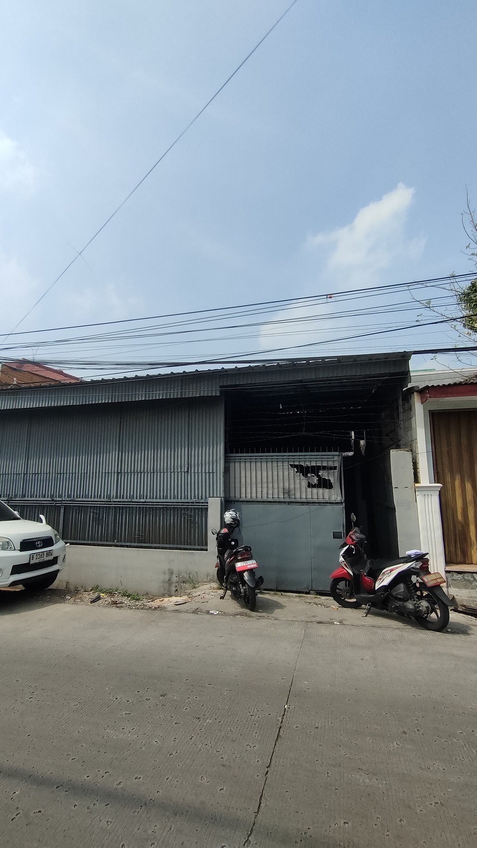 For Sale Rumah Hitung Tanah cocok untuk dijadikan kantor atau rumah kos