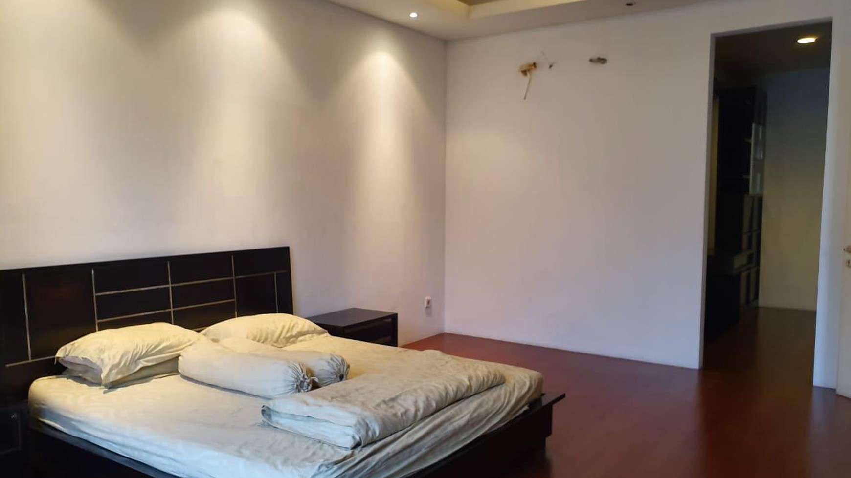 Rumah Hook Siap Huni, dan Hunian Nyaman @Emerald Residence, Bintaro