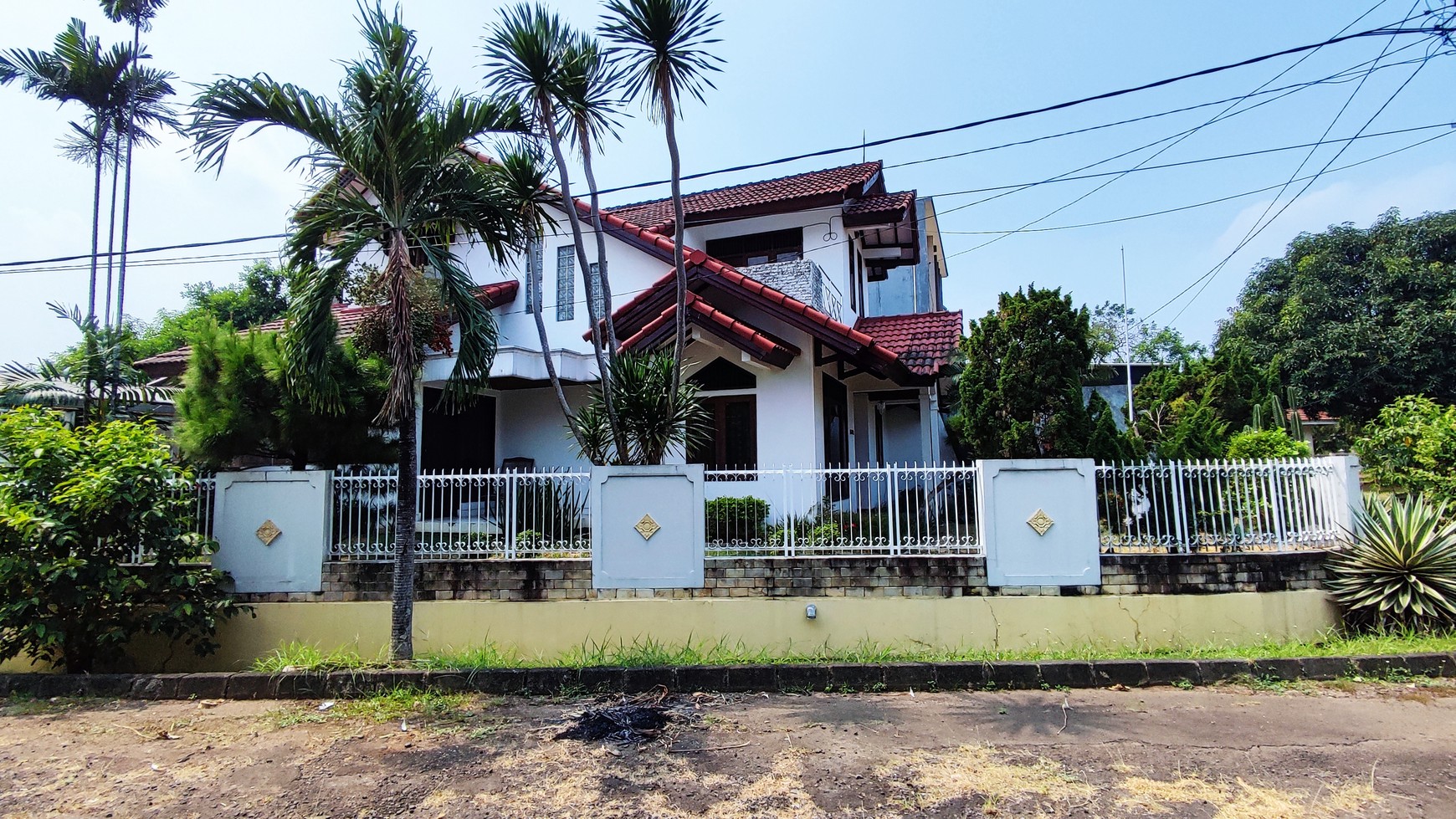 Flash Sale. Rumah hook Villa Melati Mas, Serpong