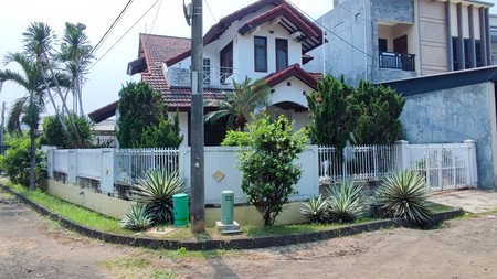 Flash Sale. Rumah hook Villa Melati Mas, Serpong