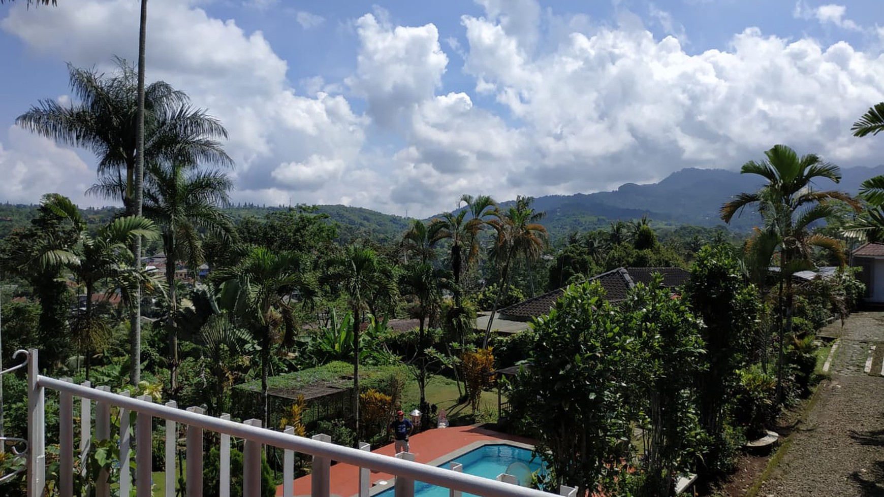 Dijual villa bagus, asri, sewa masih berjalan, ciawi. bogor