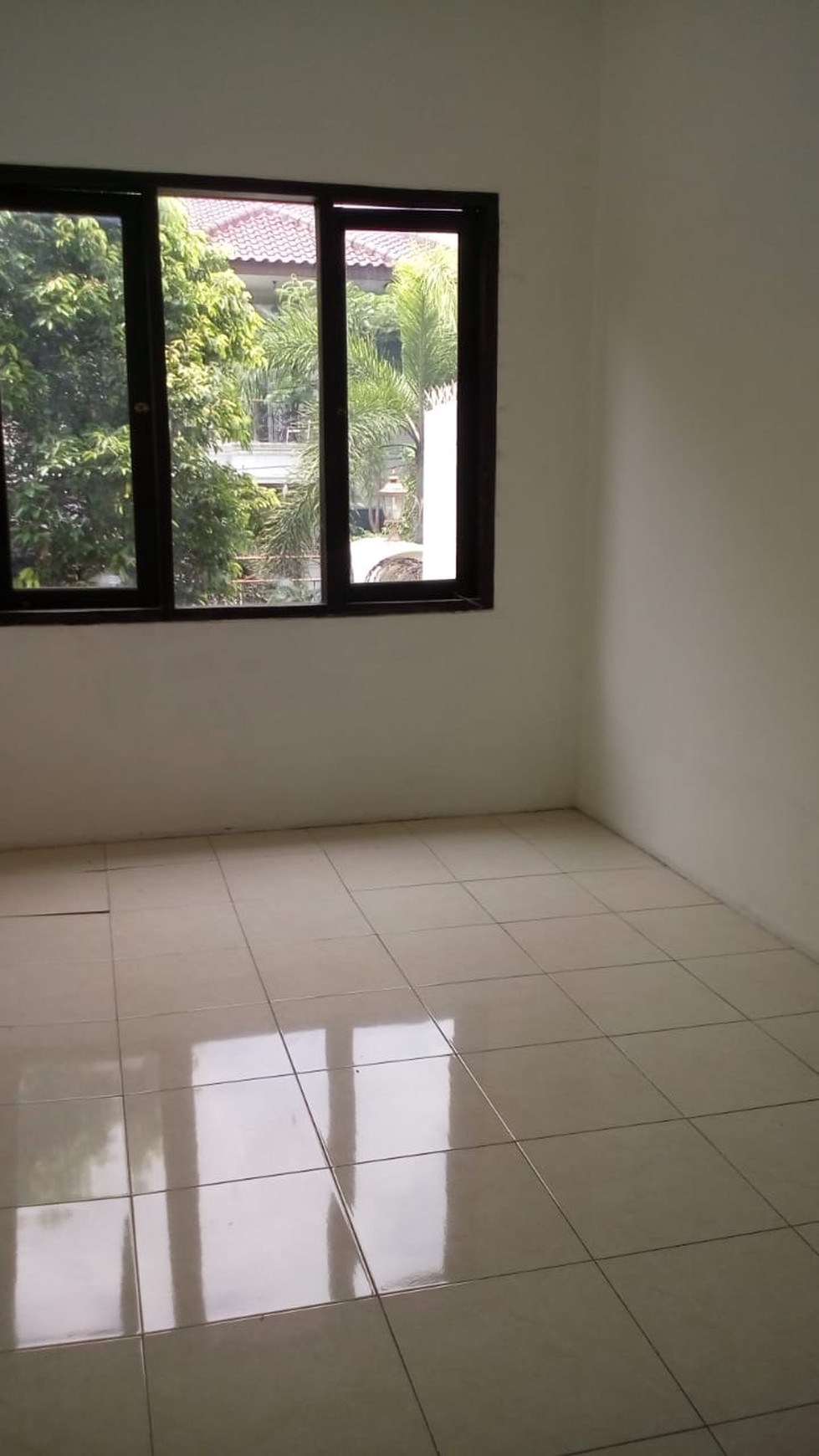 Dijual murah rumah hook di pondok indah, jaksel.