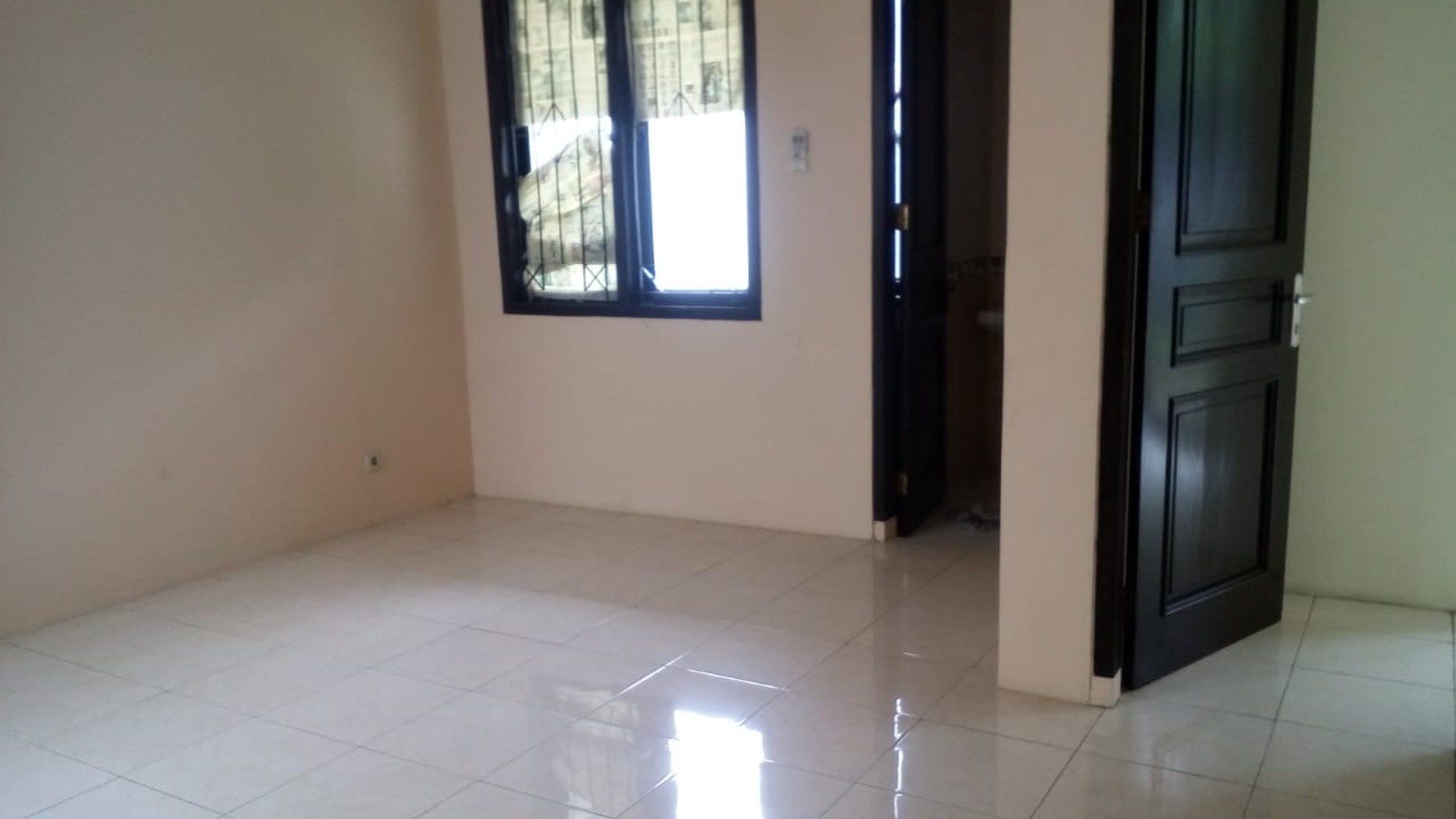 Dijual murah rumah hook di pondok indah, jaksel.
