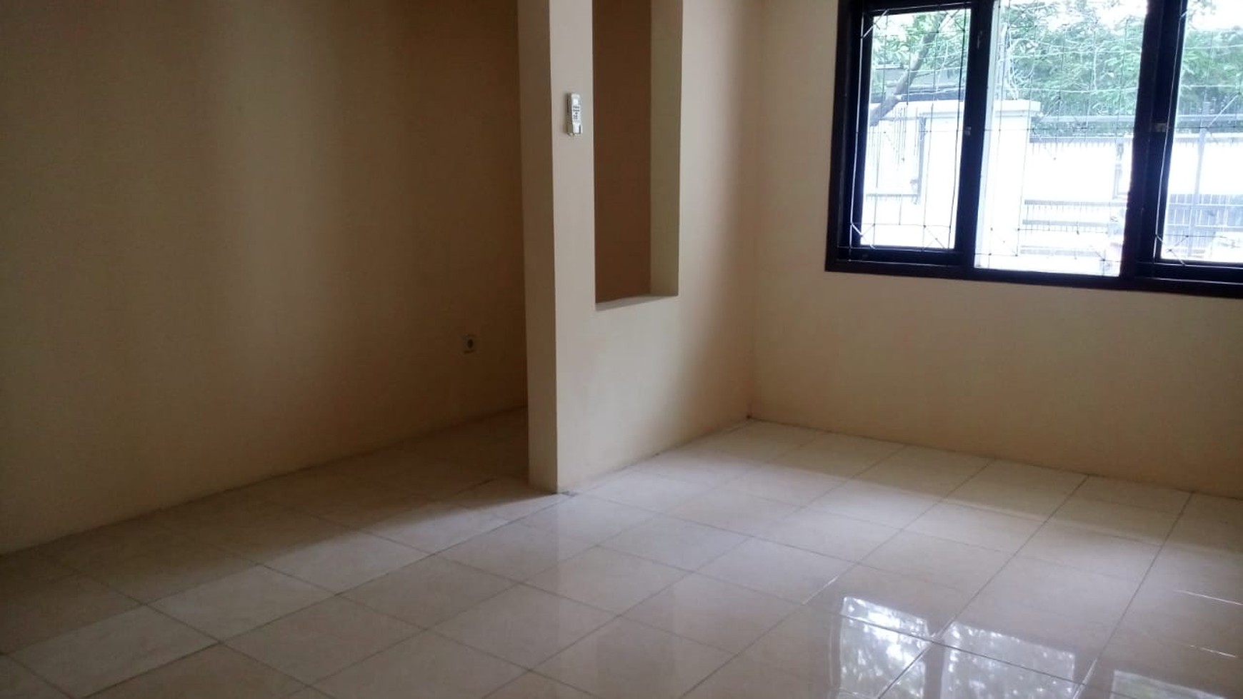 Dijual murah rumah hook di pondok indah, jaksel