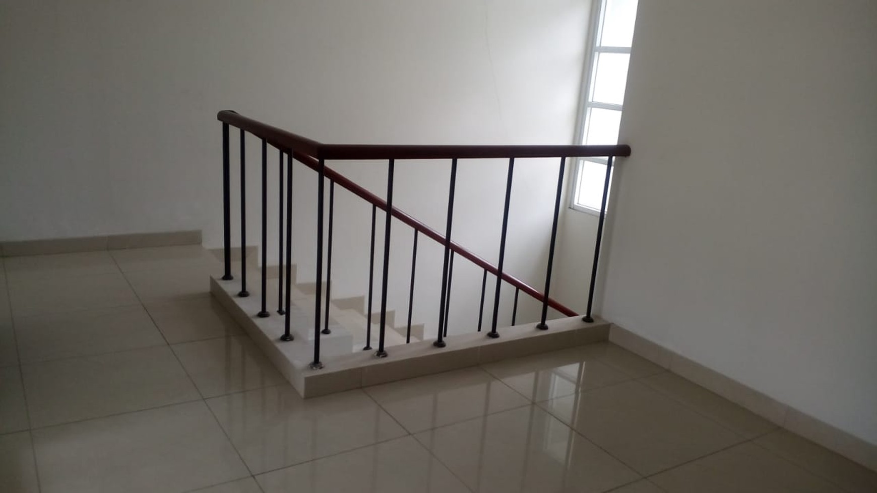 Dijual brand new house dalam cluster di veteran bintaro, jakarta selatan.