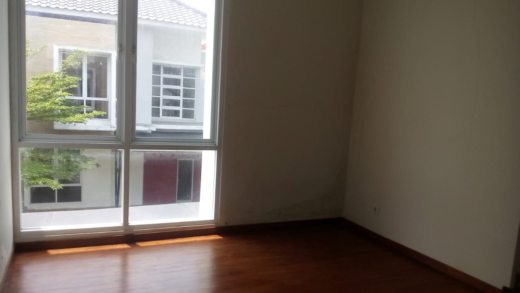 Dijual brand new house dalam cluster di veteran bintaro, jakarta selatan.
