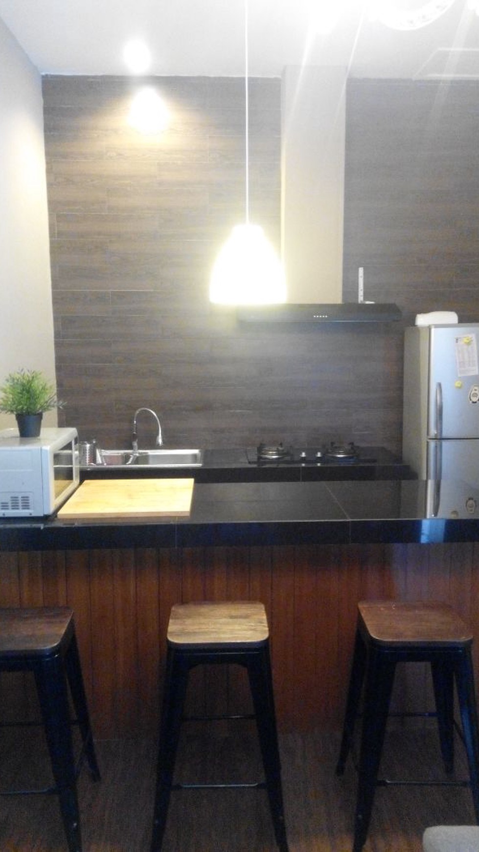 Dijual rumah bagus + kolam renang dalam cluster di bintaro sektor 2