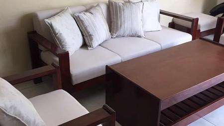 Rumah Cantik,siap huni di Graha Raya