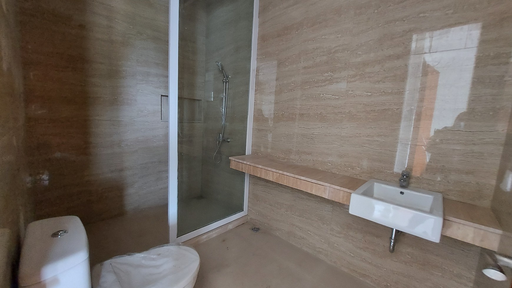 Brand new house at kemang with pool, jakarta selatan.