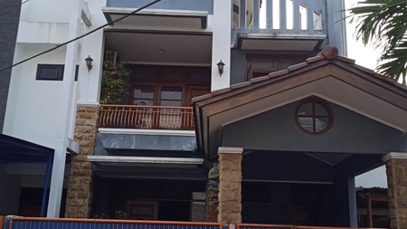 Dijual rumah bagus di pondok indah, jakarta selatan