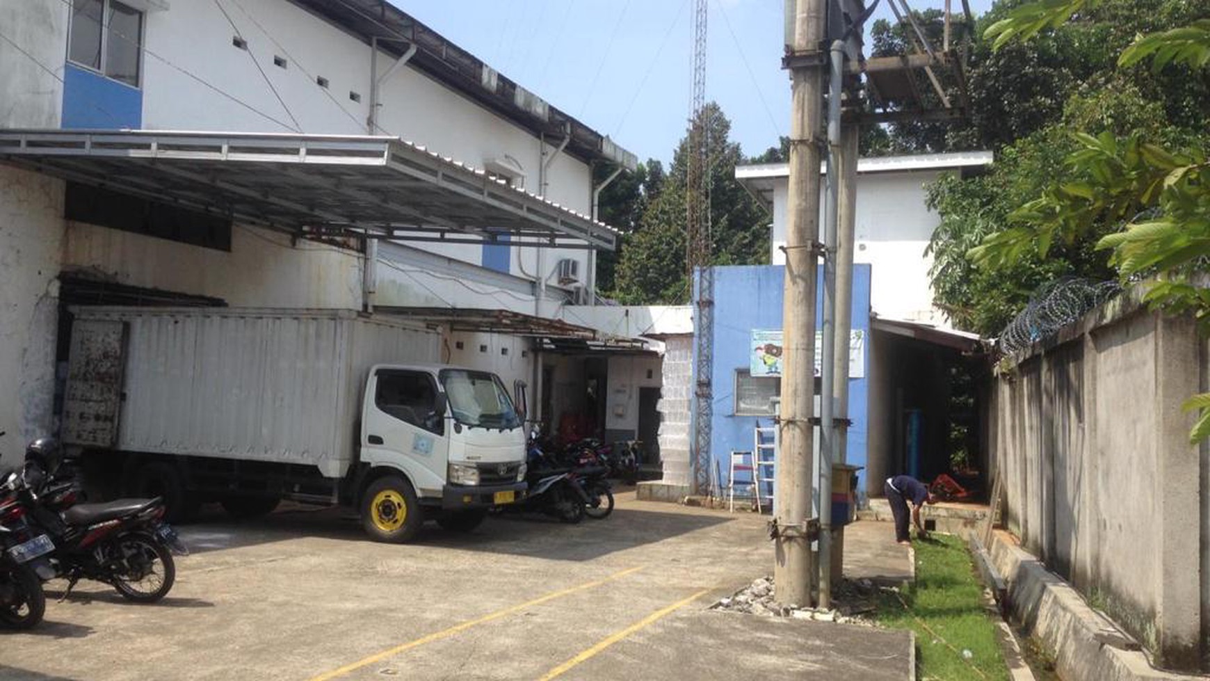 Pabrik masih beroperasi dibogor.