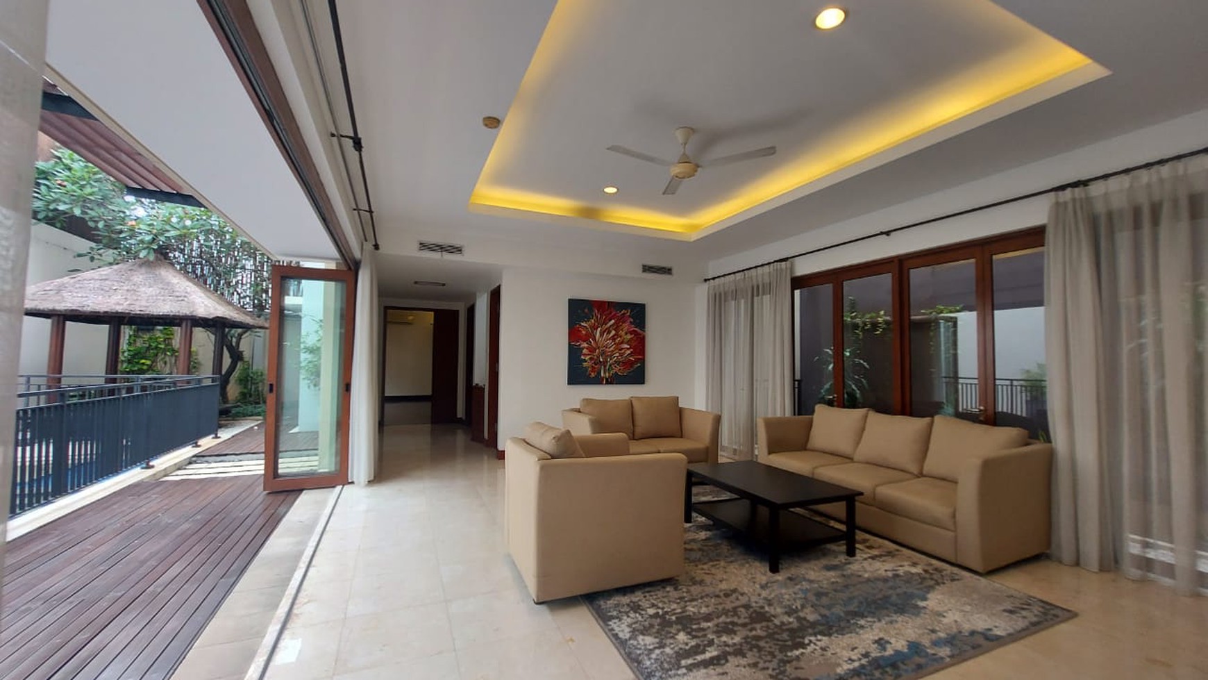 under njop Townhouse mewah dekat kemang village jaksel