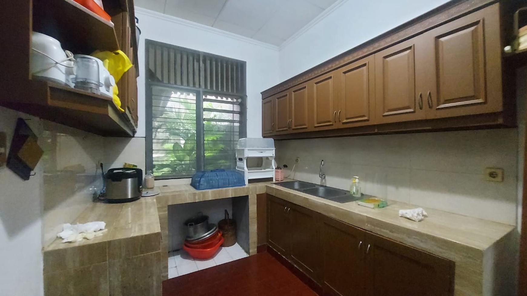 Rumah dalam komplek eklusif kebayoran baru, bulungan. jakarta selatan.