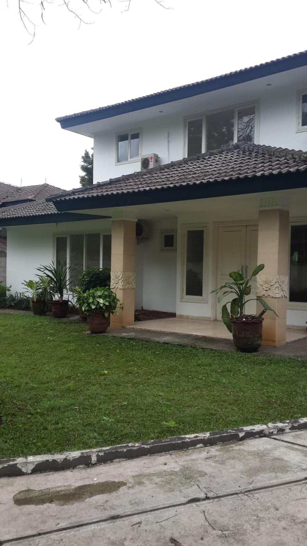 Rumah luas dan nyaman di cilandak simatupang, jakarta selatan