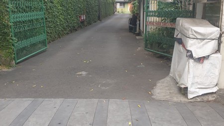 Rumah lama hitung tanah bisa beli sebagian kemang jaksel