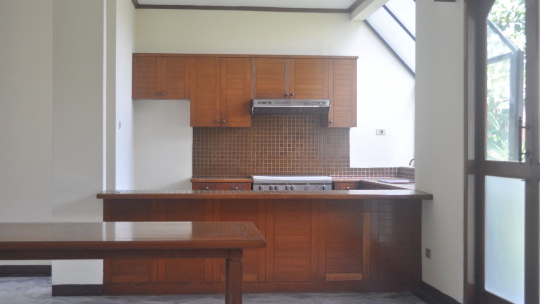 Dijual cepat Komplek perumahan beserta 6 unit rumah di dalam nya