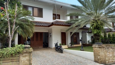 Rumah dalam townhouse pejaten barat hunian expat jaksel