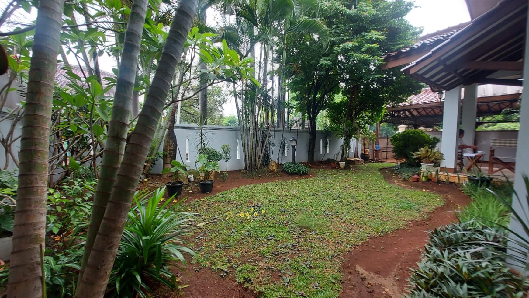 Rumah nyaman dalam perumahan Pejaten Mas jksel