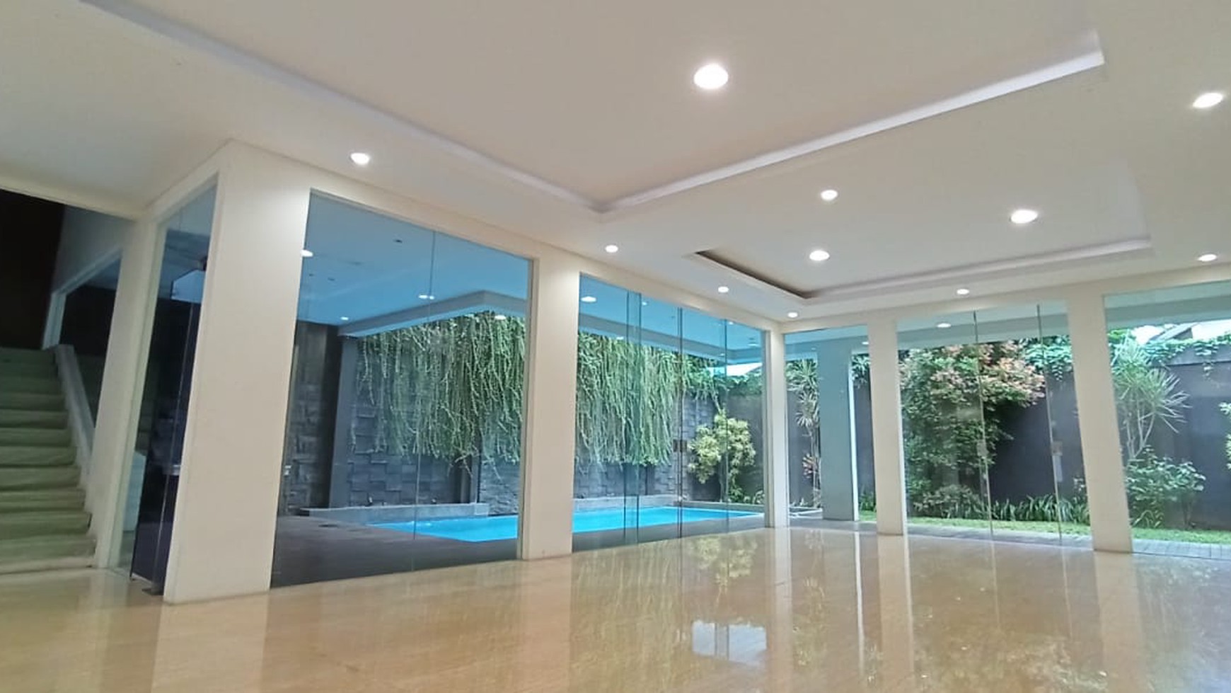 Brand new modern house in kemang jaksel.