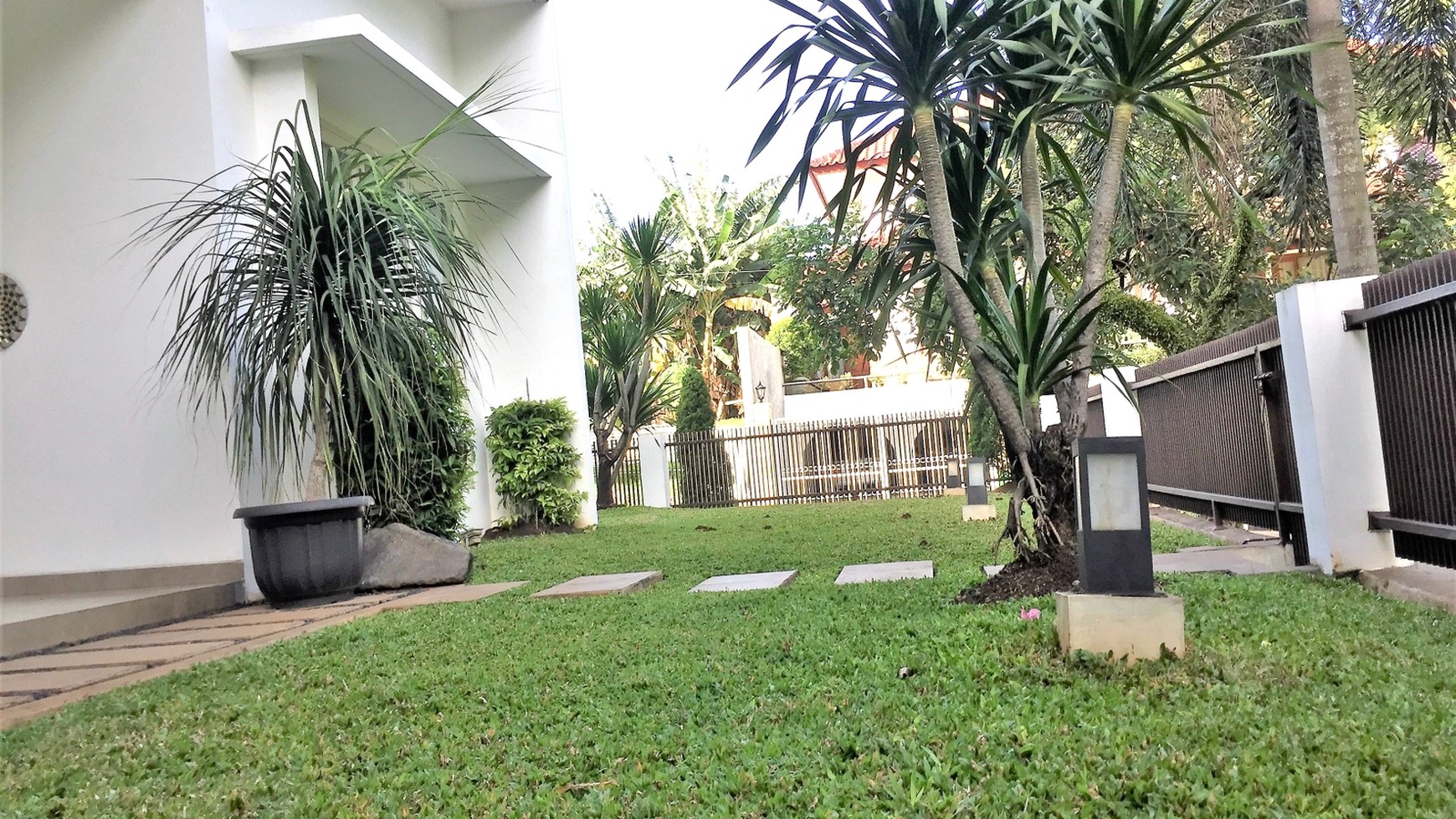Rumah mewah villa cinere mas view hutan pinus