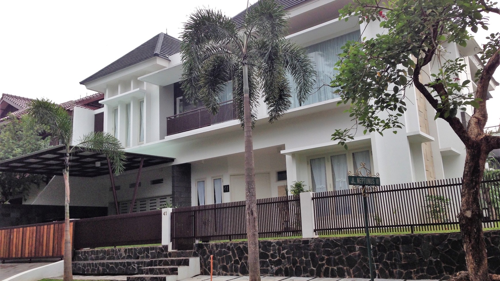 Rumah mewah villa cinere mas view hutan pinus