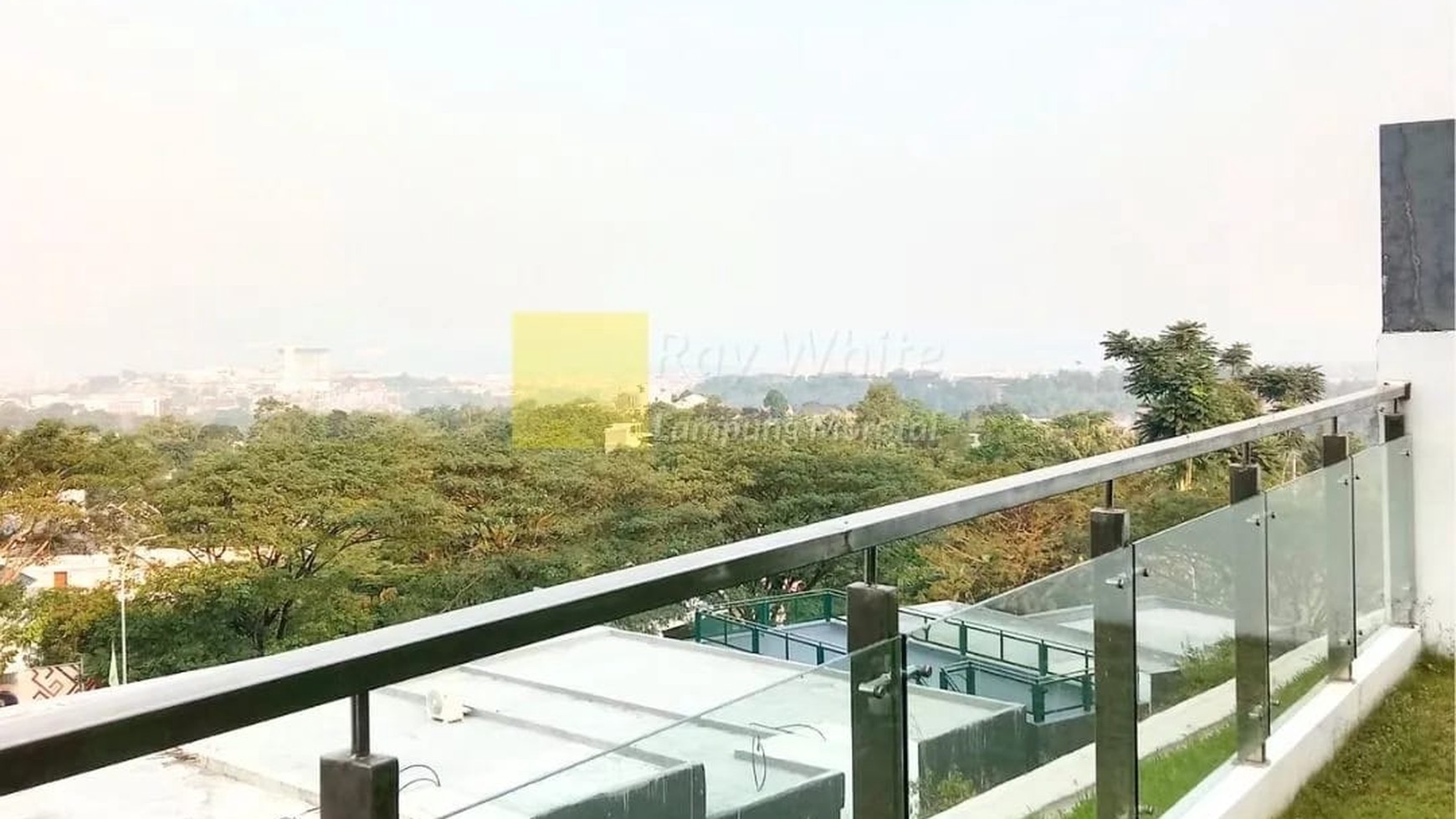 Dijual Rumah Dengan 3 View: View Kota, View Gunung dan View Laut