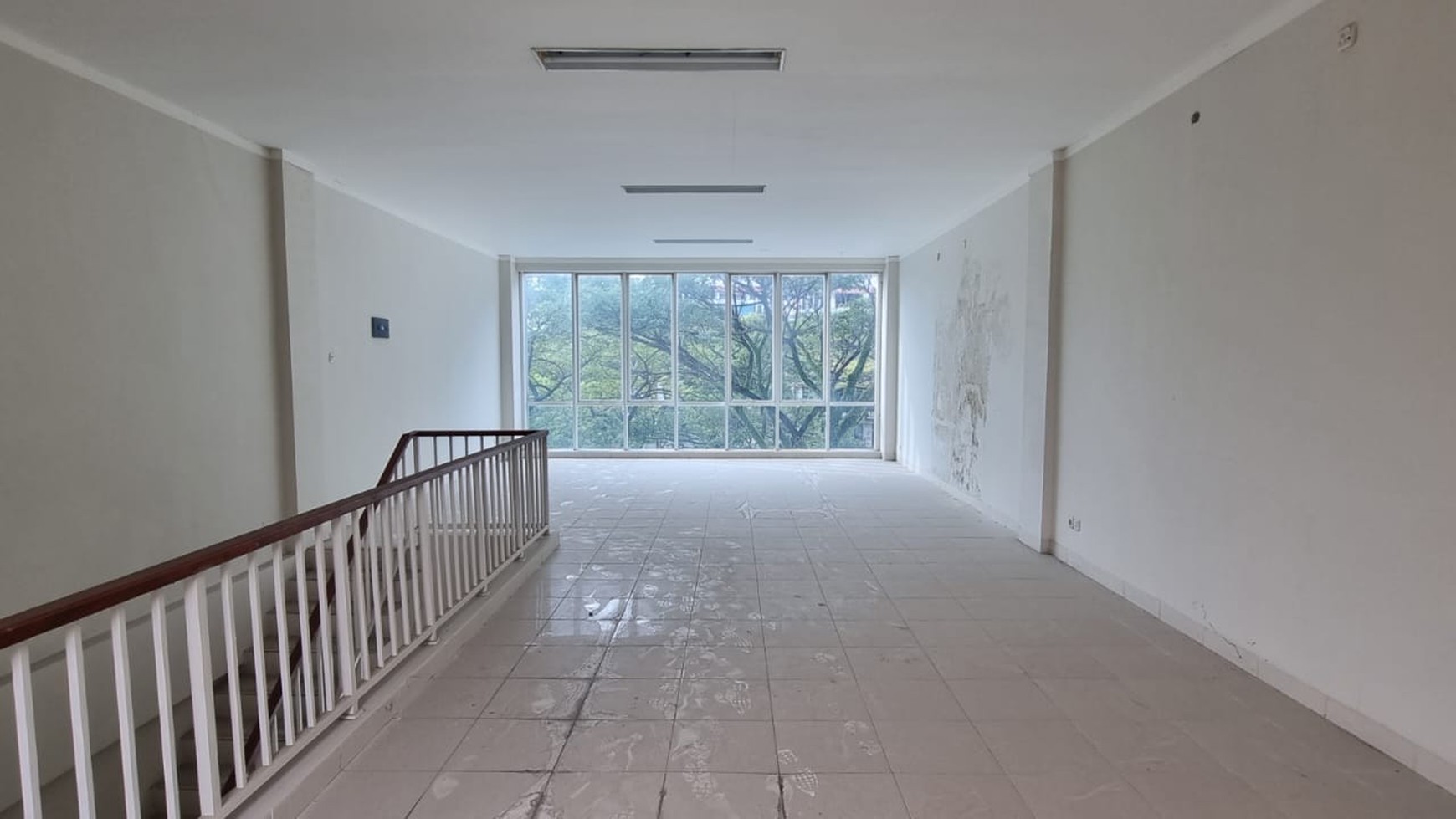 Ruko 3 Lantai Siap Pakai dan Lokasi Strategis @Bintaro Sektor 9