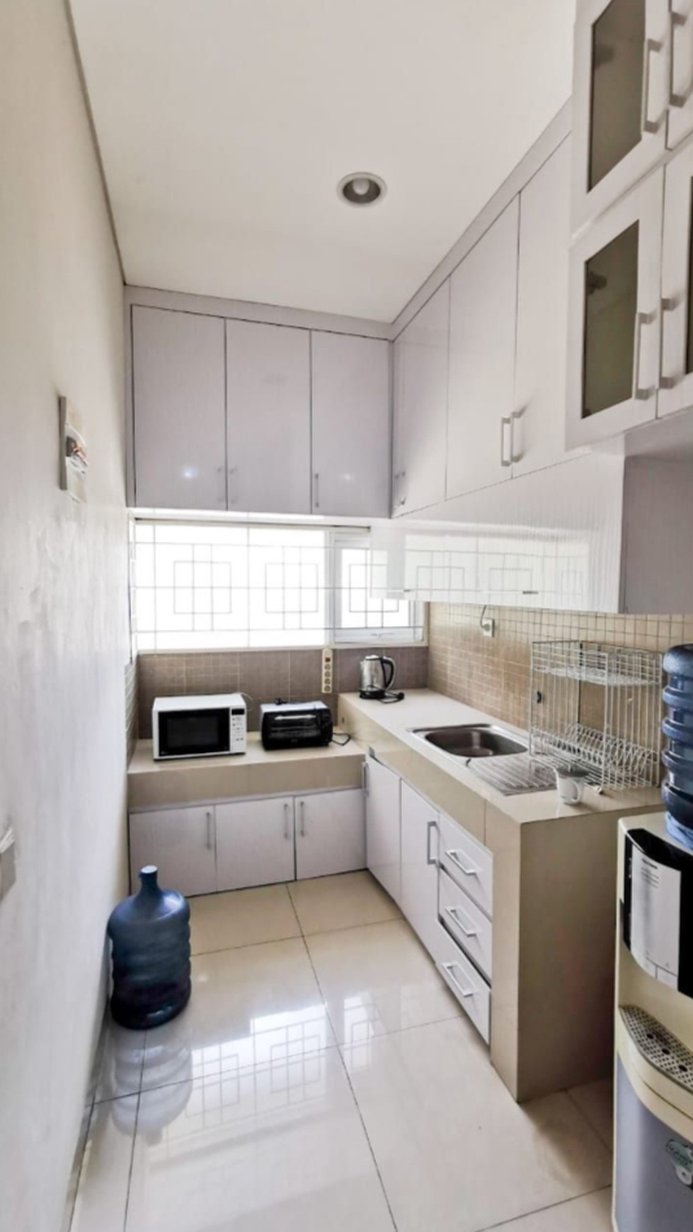 Disewakan Rumah furnished disamping Club House terlengkap BSD Central