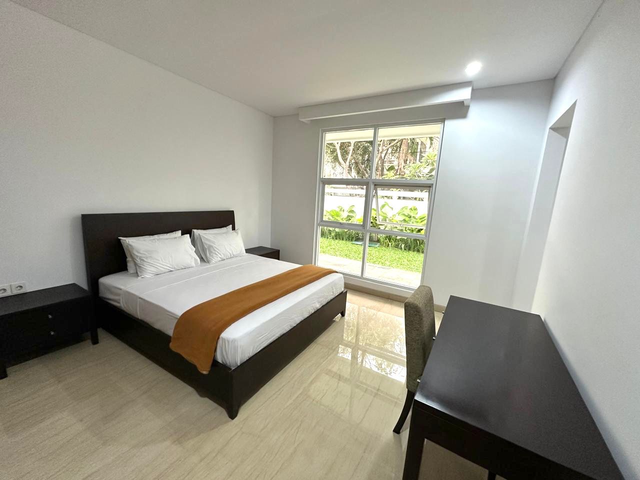Rumah baru renovasi di kuningan timur, Jakarta Selatan