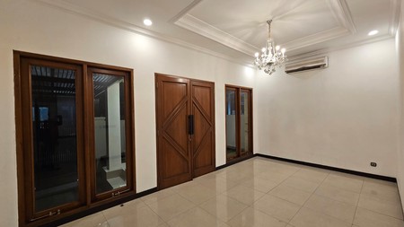 Rumah Bagus,lokasi ok,nyaman di Pondok Indah