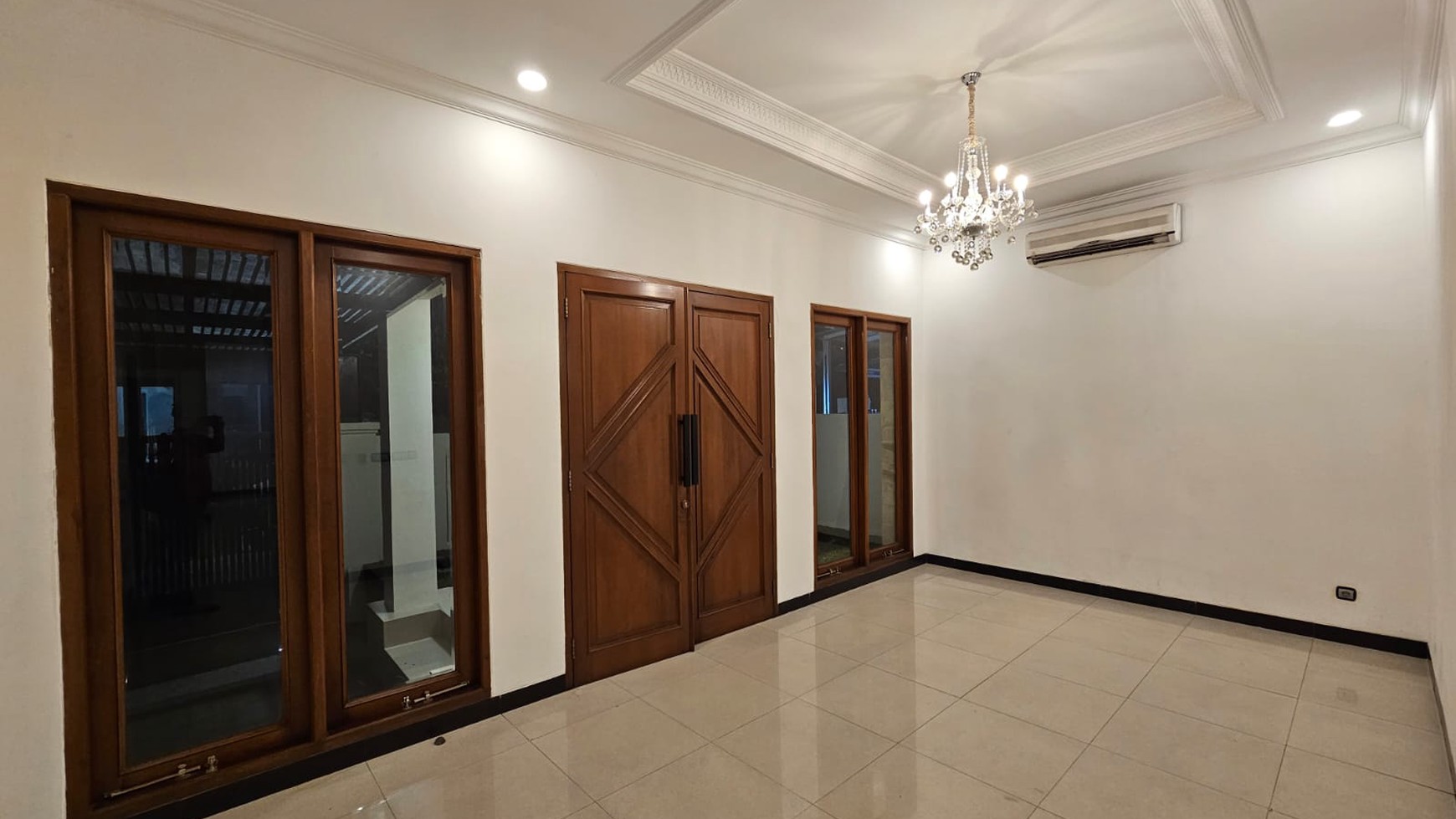 Rumah Bagus,lokasi ok,nyaman di Pondok Indah