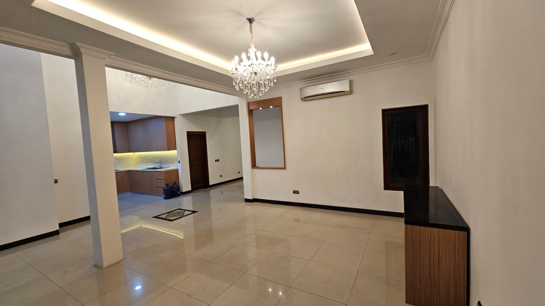 Rumah Bagus,lokasi ok,nyaman di Pondok Indah