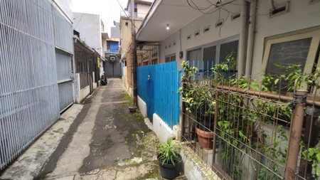 Rumah Minimalis di Tengah Kota jl Cibadak Bandung