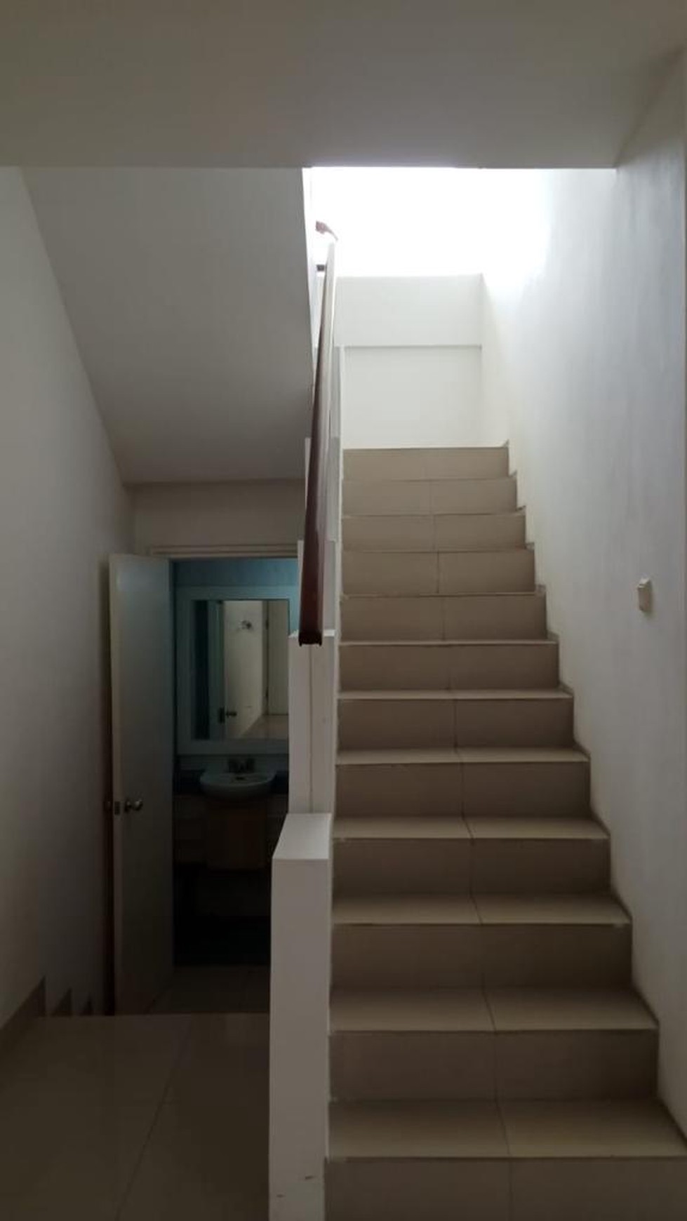 Rumah Bagus Siap Huni di Alea Town House, Cilandak Jakarta Selatan