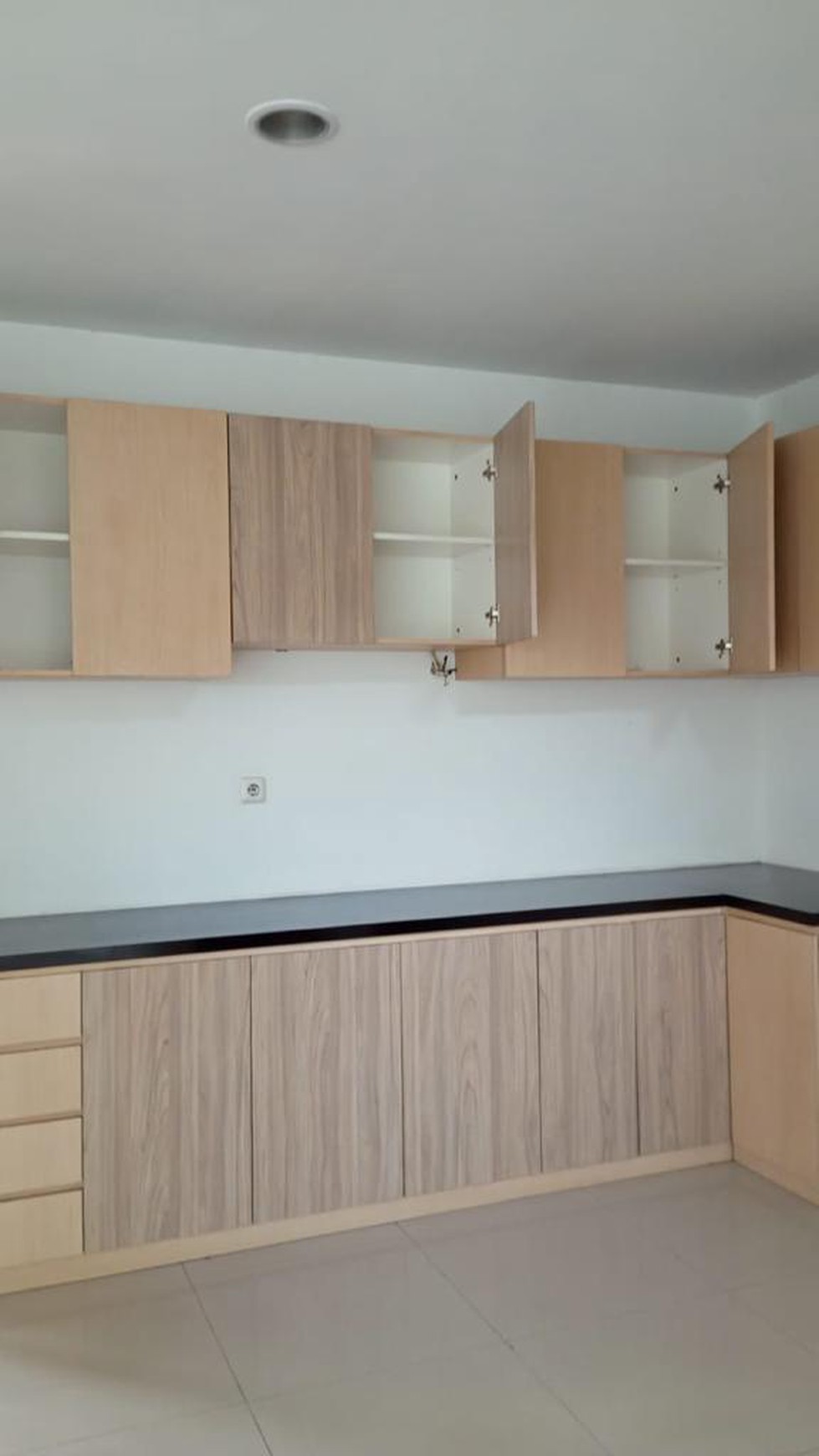 Rumah Bagus Siap Huni di Alea Town House, Cilandak Jakarta Selatan